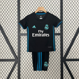 Kit Infantil Real madrid reserva 17/18 - Versão Retrô