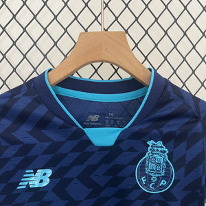 Kit Infantil Porto III 24/25