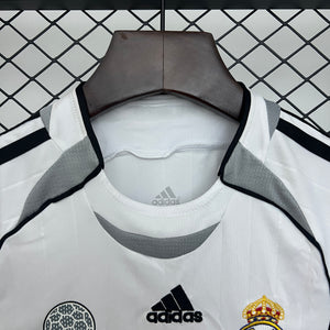Kit Infantil Real madrid Titular 06/07 - Versão Retrô