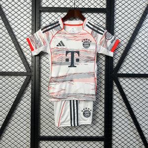 Kit Infantil Bayern Reserva 25/26