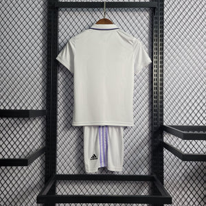 Kit Infantil Real Madrid Titular 22/23 - Boutique do Boleiro