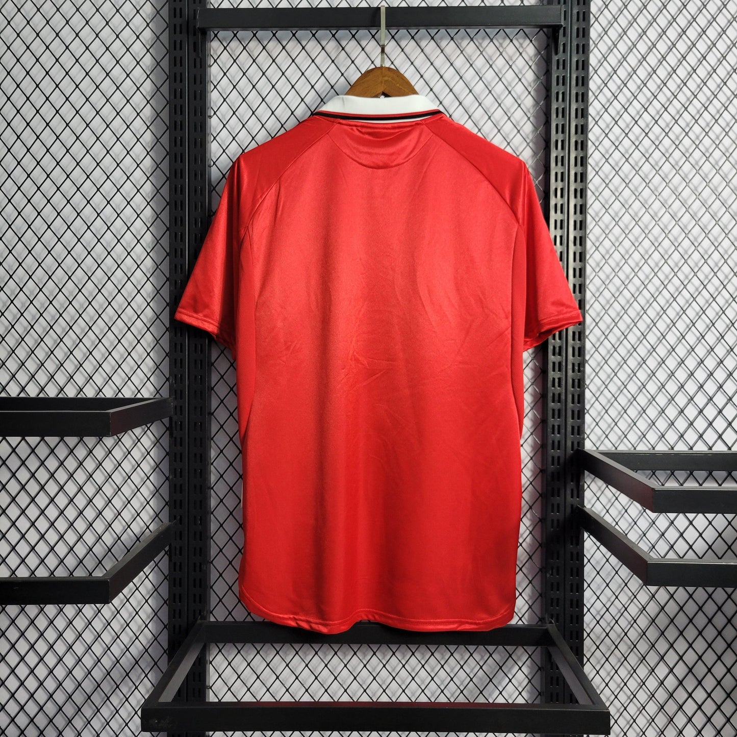 Camisa Manchester United Titular 1999 - Versão Retro - Boutique do Boleiro