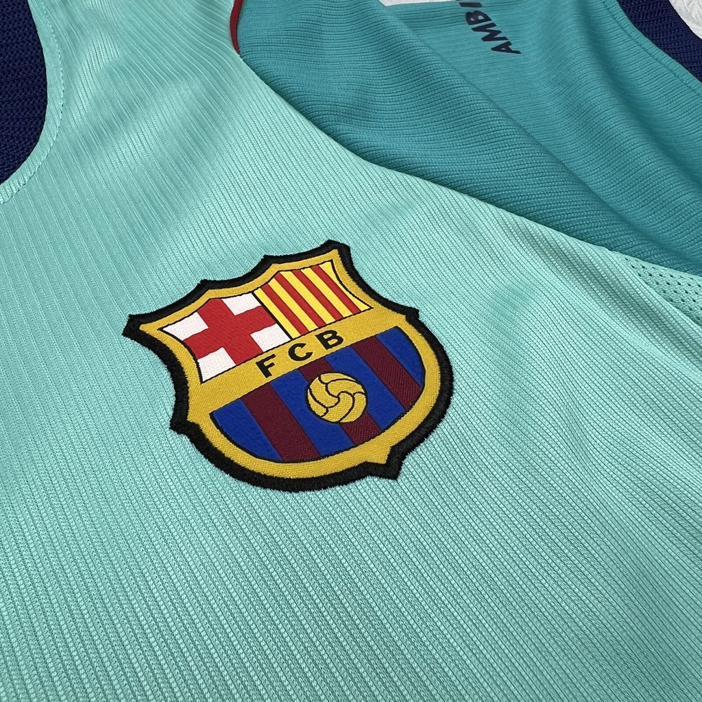 Camisa Barcelona Reserva 3 26/27 - Versão Feminina