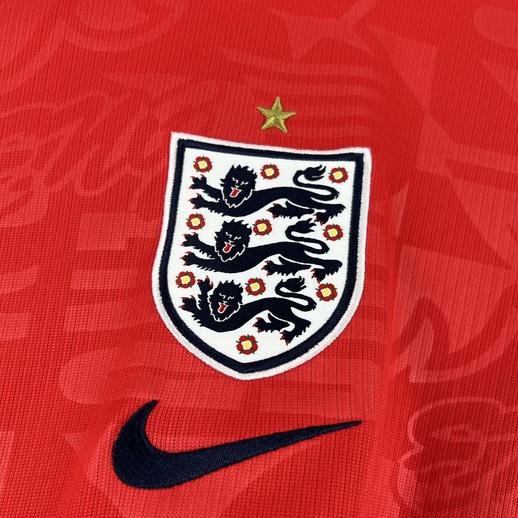 Camisa Inglaterra Reserva Manga Longa 26/27 - Copa Do Mundo