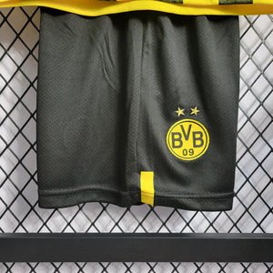 Kit Infantil Borussia Dortmund Titular 22/23 - Boutique do Boleiro