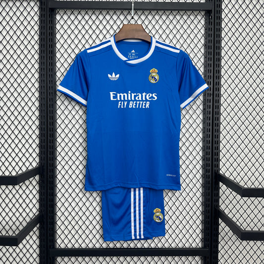 Kit Infantil Real Madrid Reserva 25/26