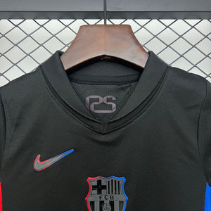 Kit infantil Barcelona Reserva 25/26