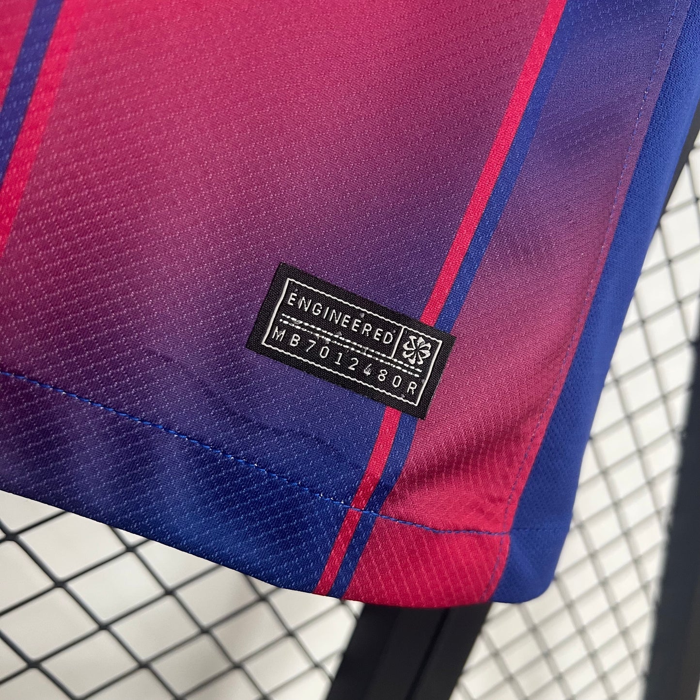 Camisa Barcelona Titular 25/26 - Versão Feminina