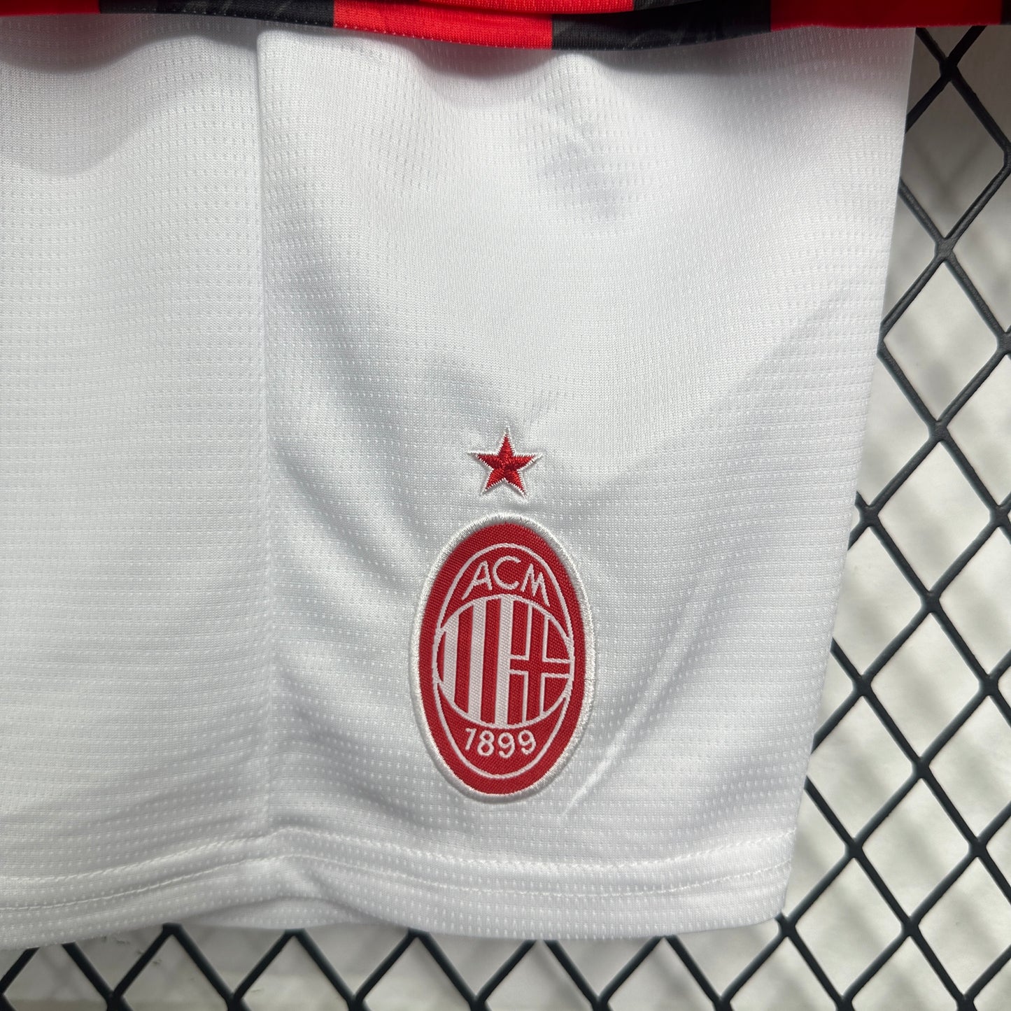 Kit Infantil Milan Titular 25/26