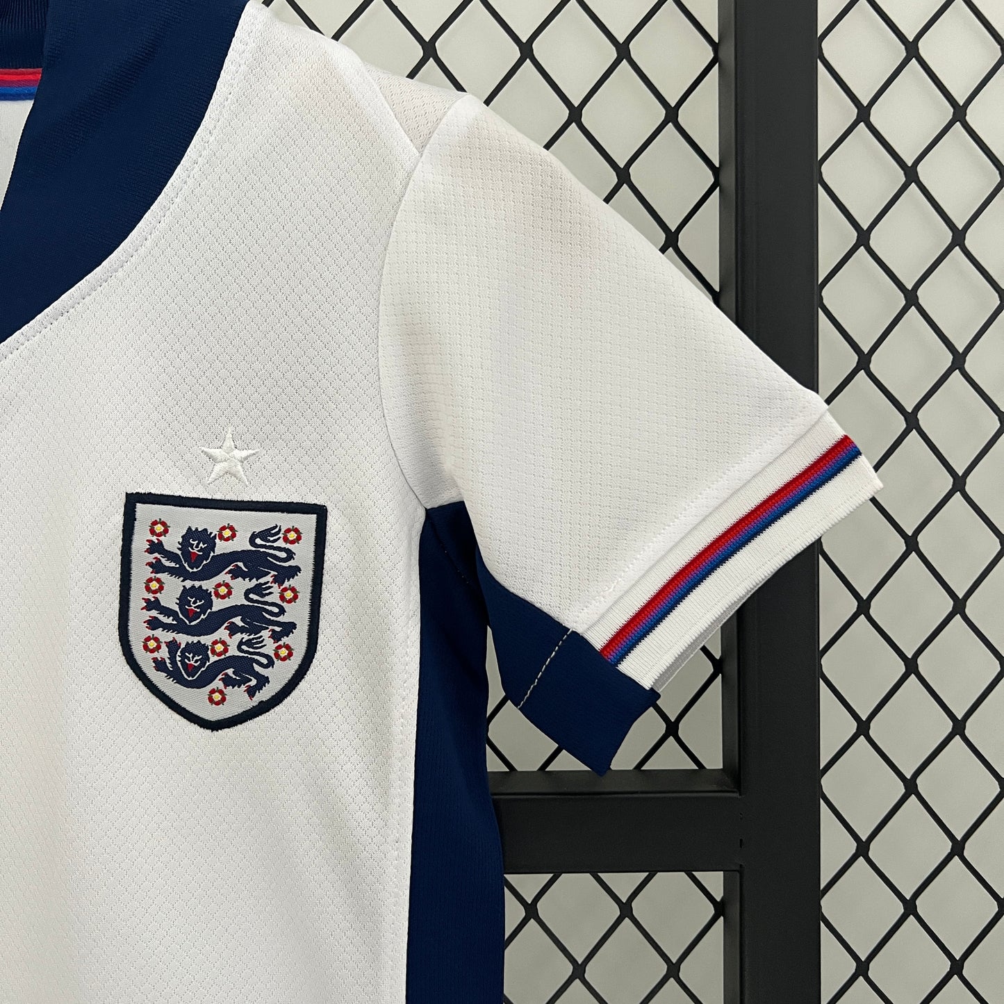 Kit infantil Inglaterra Titular 24/25