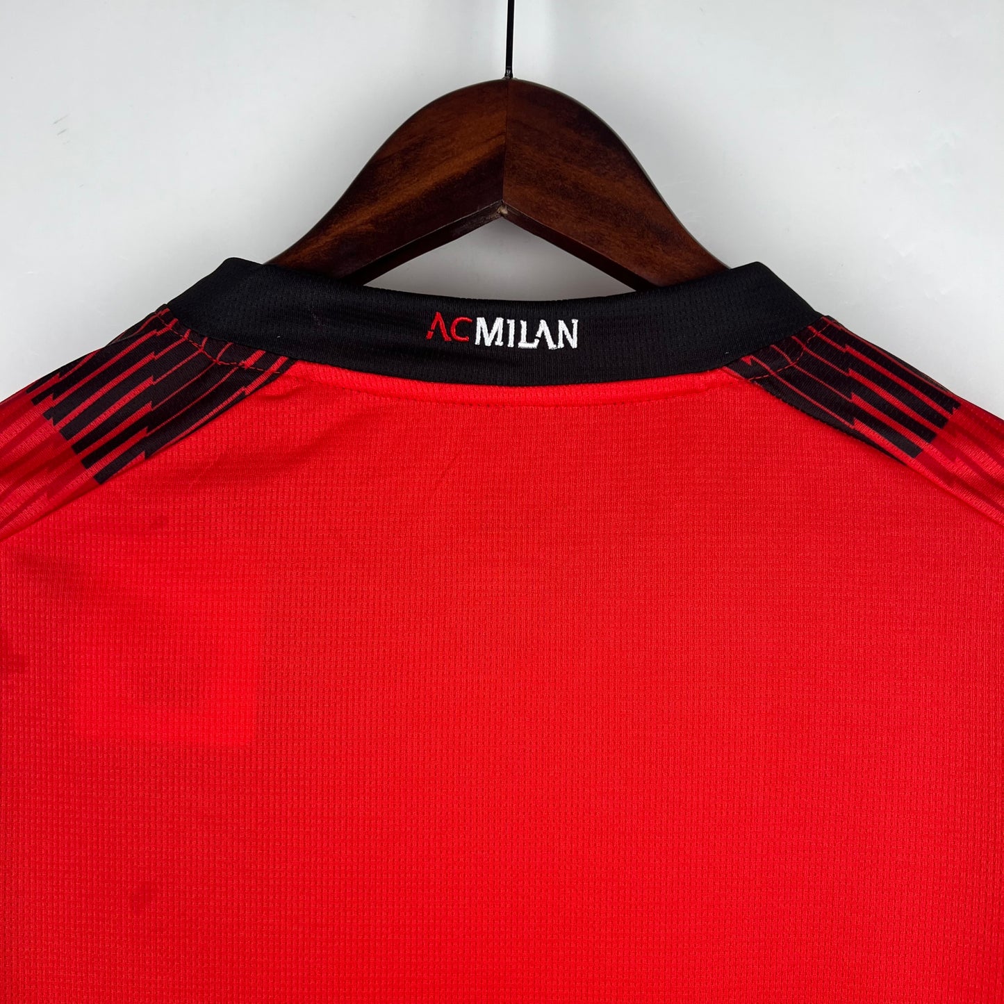 Camisa Milan Titular 23/24 - Versão Torcedor
