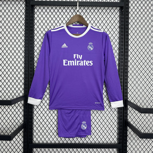 Kit Infantil Real madrid reserva Manga longa  16/17 - Versão Retrô
