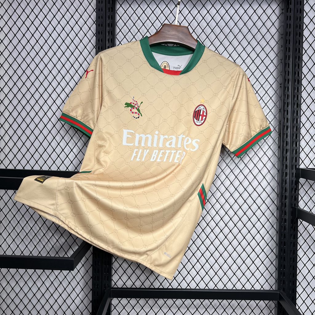 Camisa AC Milan Edição Especial Gucci 24/25 - Versão Torcedor