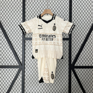 Kit Infantil Milan edição especial 24/25