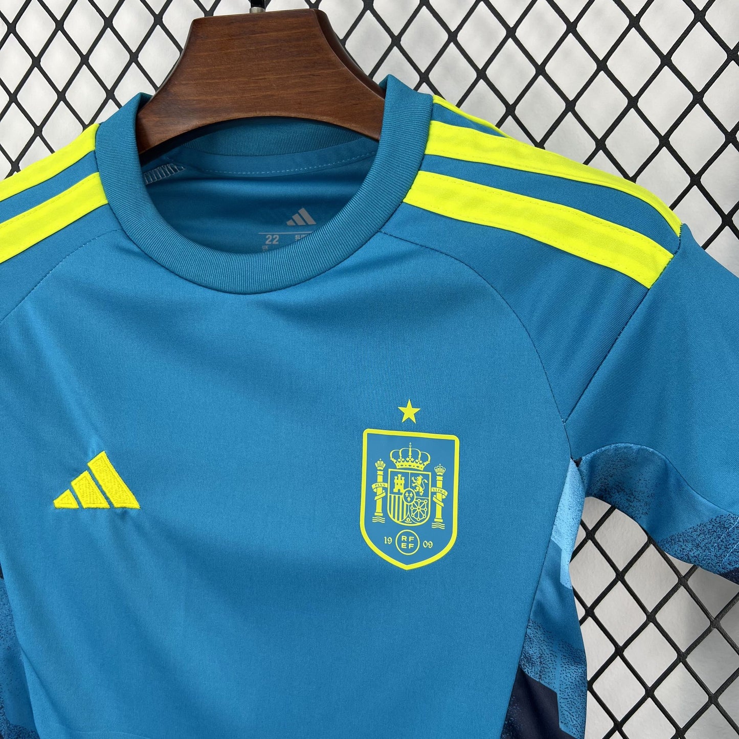 Kit Infantil Espanha Goleiro 26/27 - Copa do Mundo
