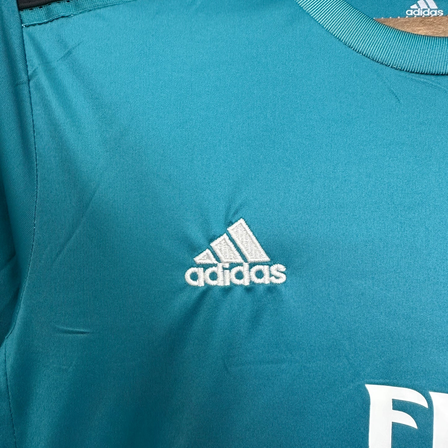 Kit Infantil Real madrid reserva Manga longa  17/18 - Versão Retrô