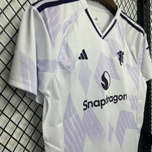 Kit Infantil Manchester United Reserva 25/26