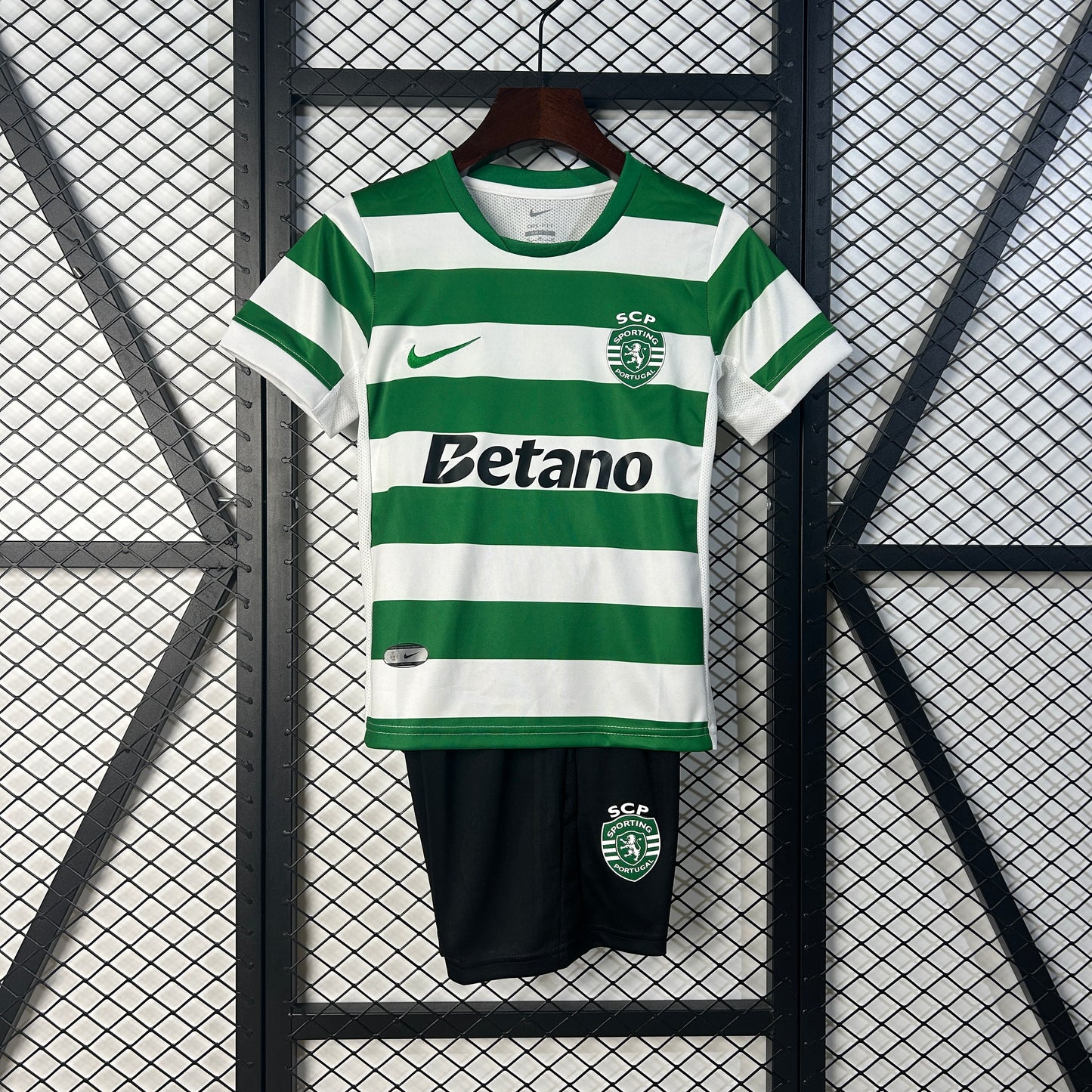 Kit Infantil Sporting Titular 25/26