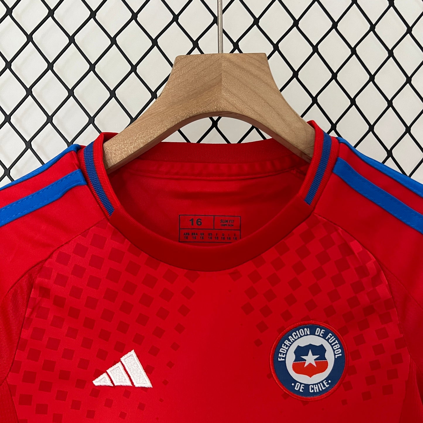 Kit Infantil Chile Titular 24/25