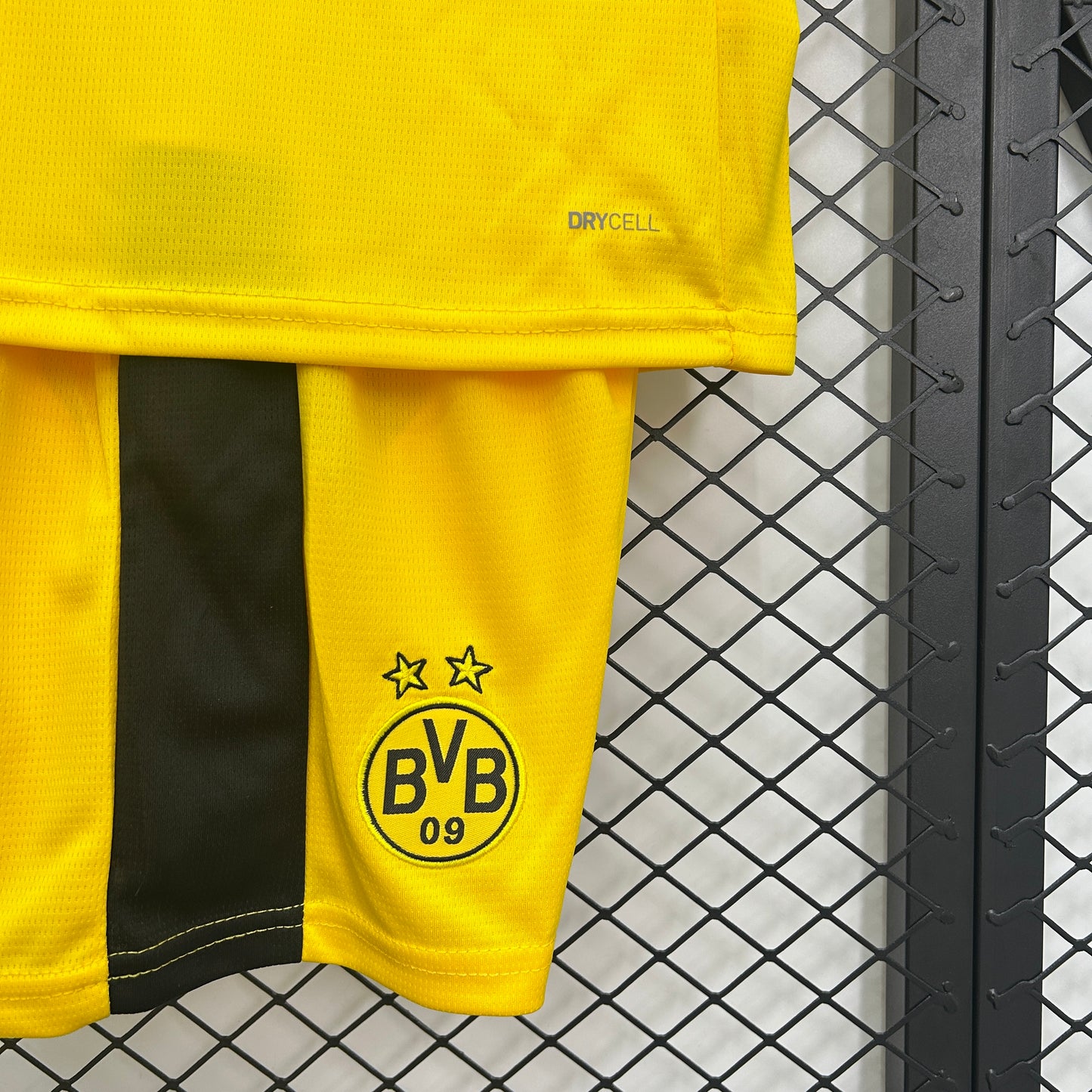 Kit Infantil Borussia Dortmund Titular 25/26