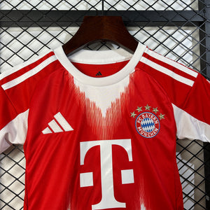 Kit Infantil Bayern Titular 25/26