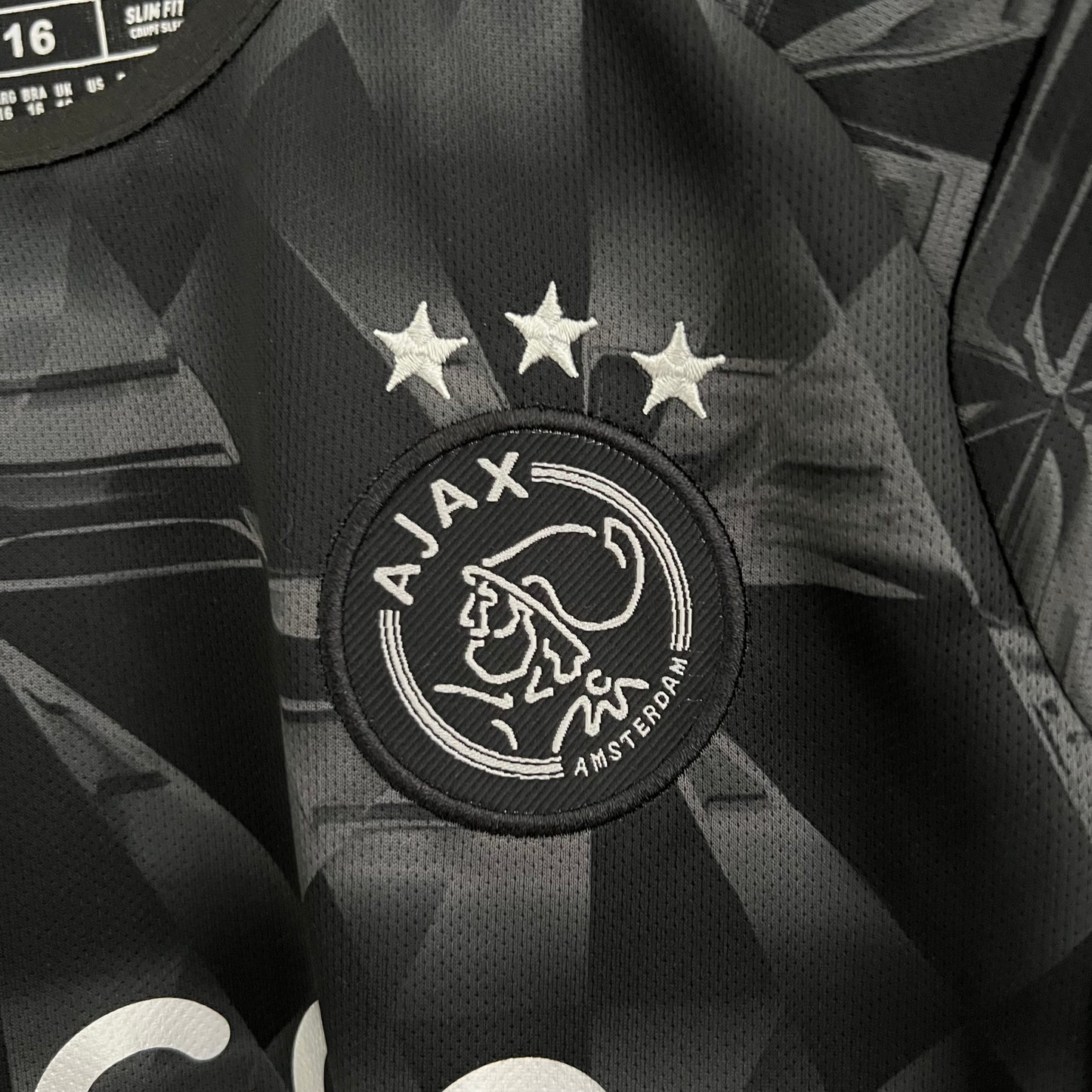 Kit Infantil Ajax 2 23/24