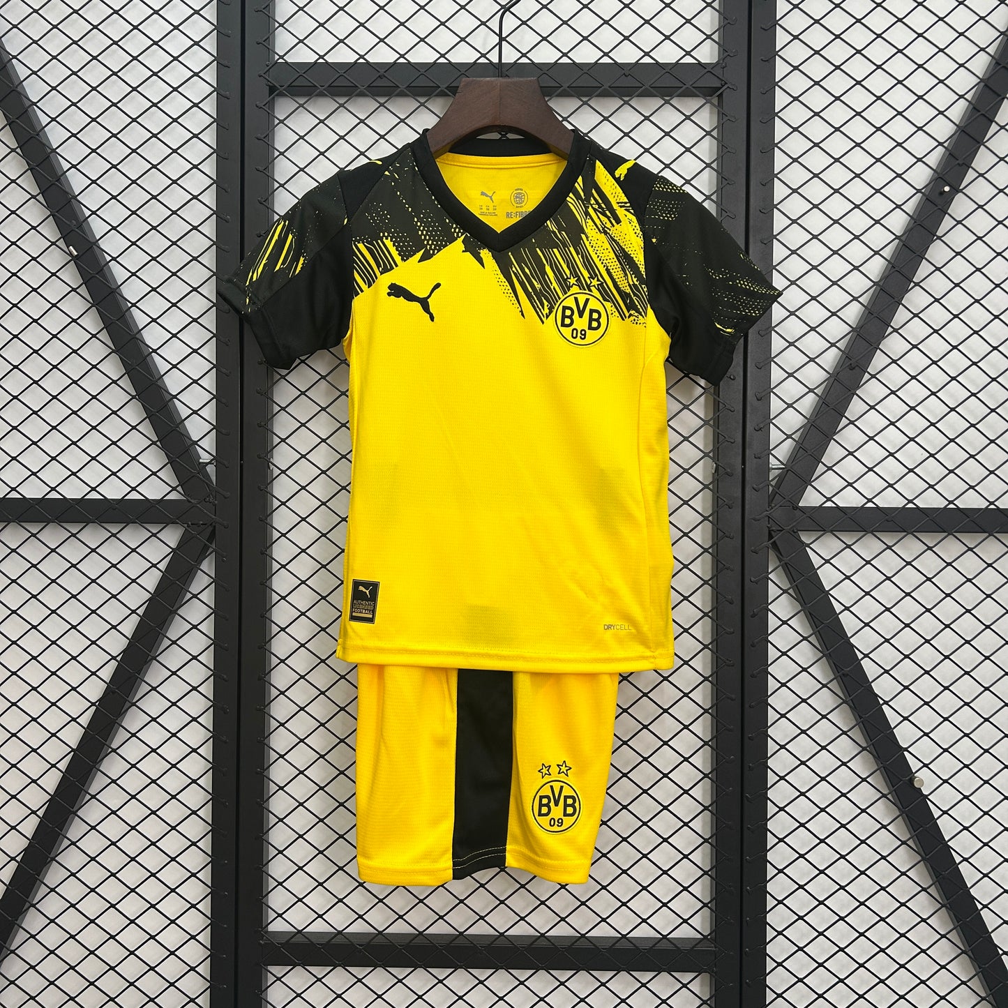 Kit Infantil Borussia Dortmund Titular 25/26