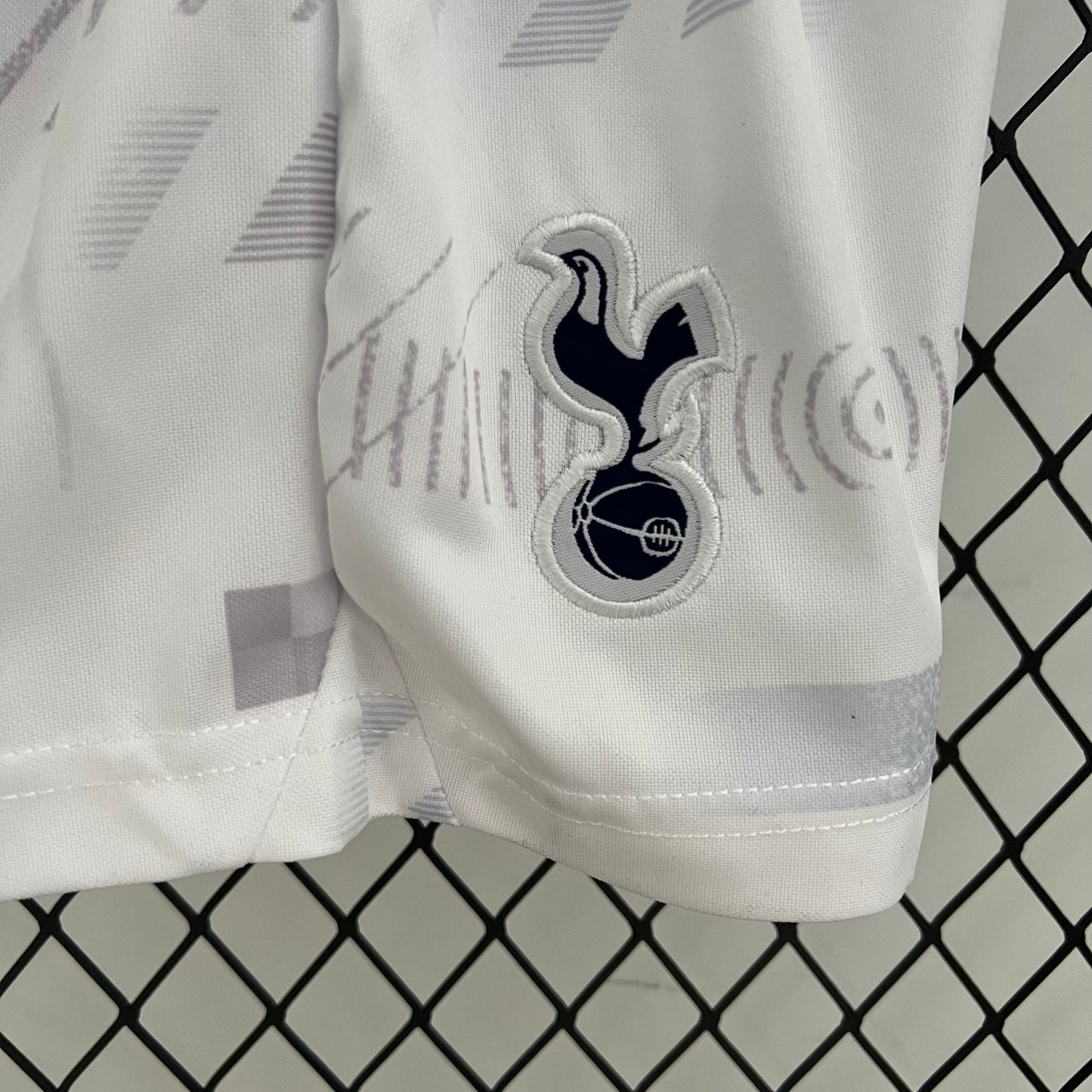 Kit Infantil Tottenham Titular 23/24