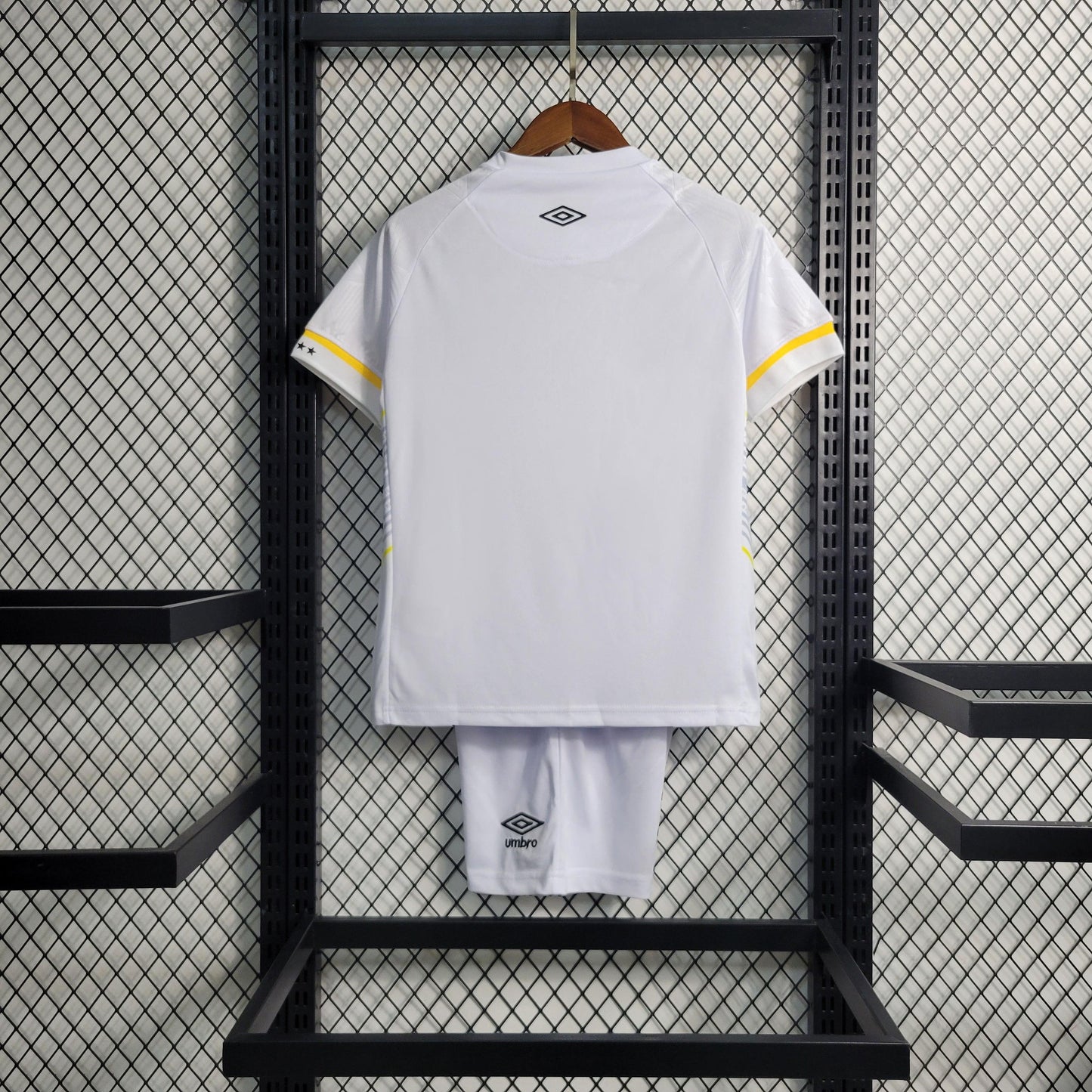 Kit Infantil Santos Titular 23/24 - Boutique do Boleiro