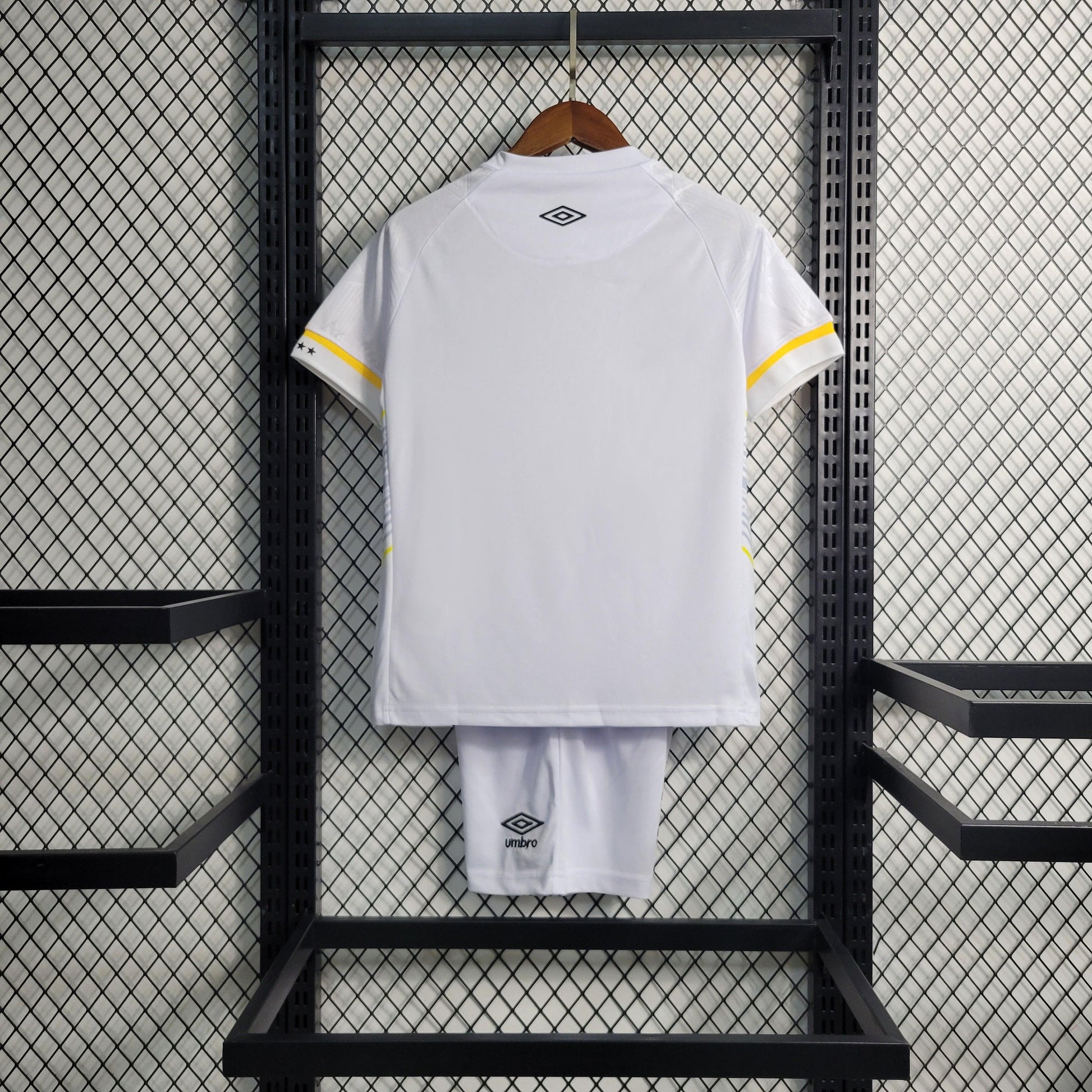Kit Infantil Santos Titular 23/24 - Boutique do Boleiro