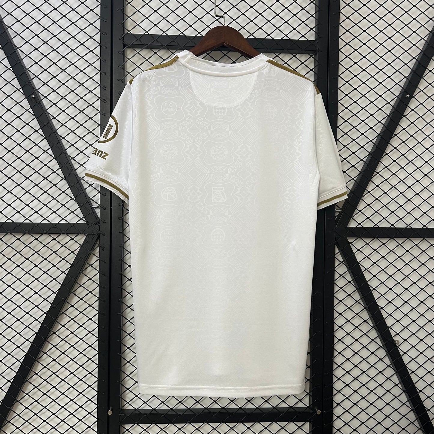 Camisa Bayern Munich Aniversario .125 anos 25/26 - Versão Torcedor