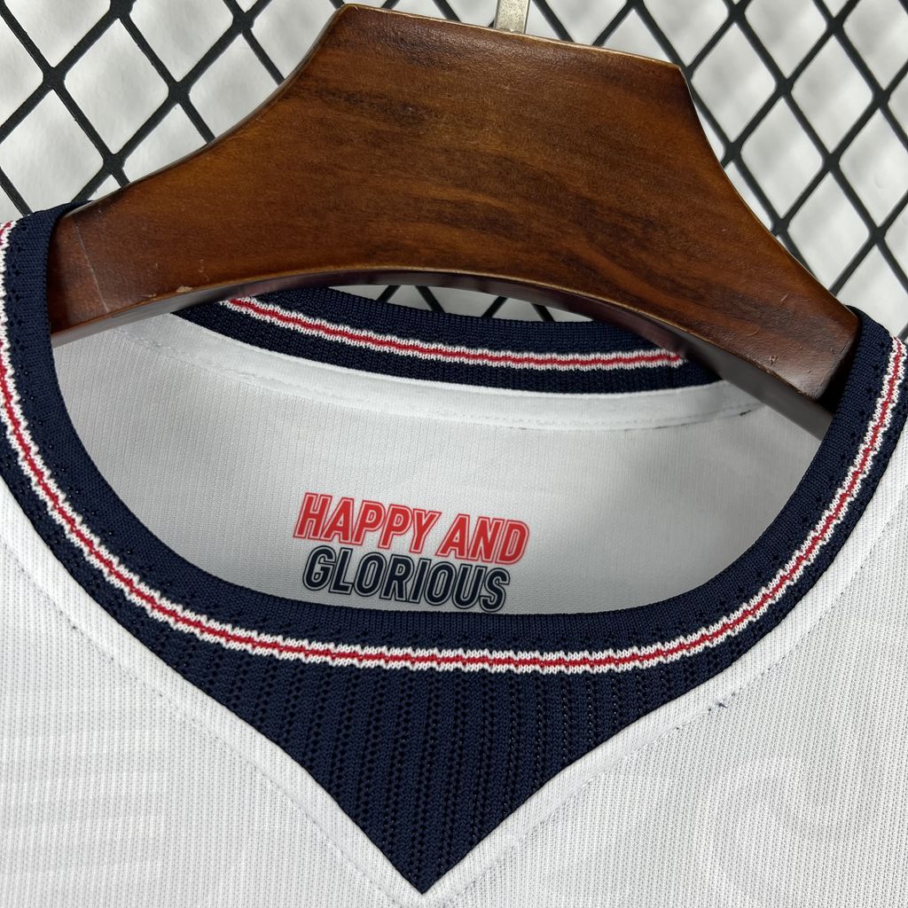 Camisa Inglaterra Titular Manga Longa 26/27 - Copa Do Mundo