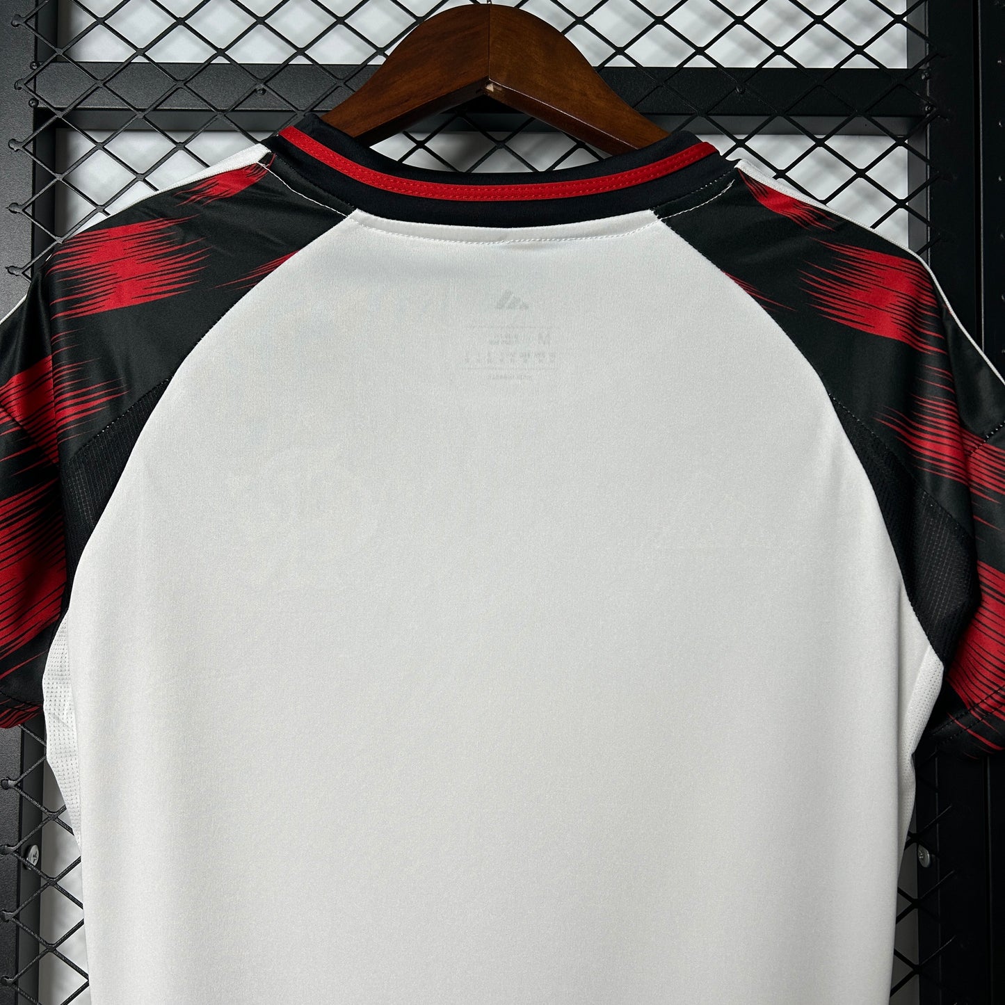 Camisa Flamengo Reserva 25/26 - Versão Feminina