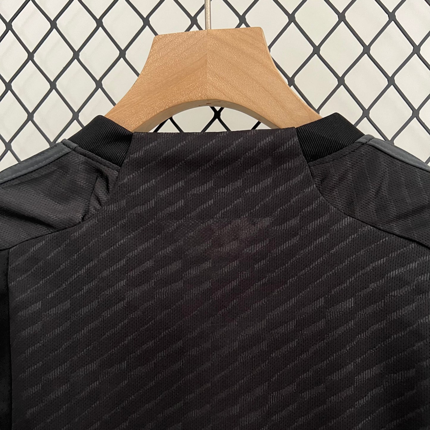 Kit Infantil Juventus 3 Reserva 23/24