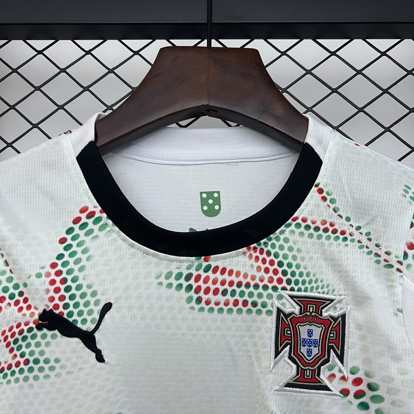 Kit Infantil Portugal Manga Londa Reserva 25/26