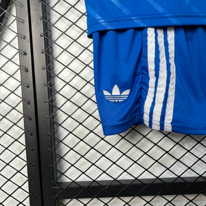 Kit Infantil Real Madrid Reserva. 25/26