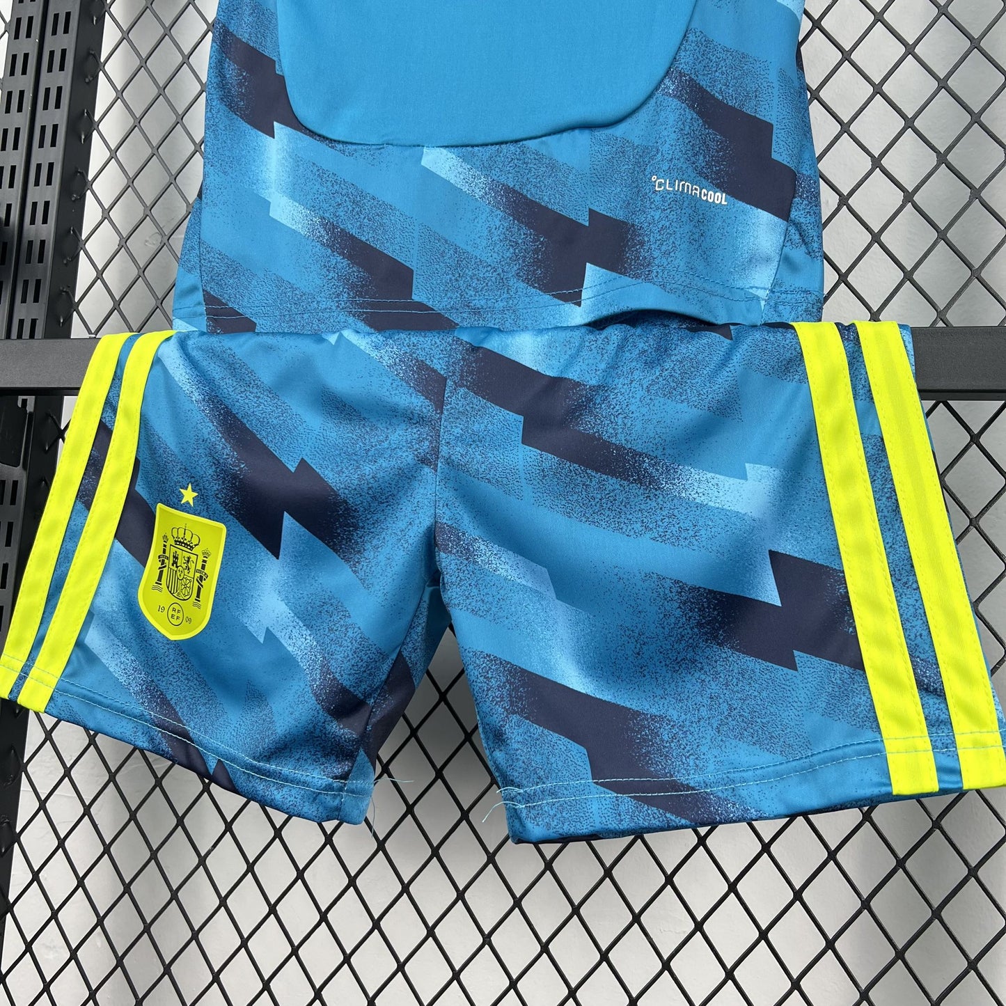 Kit Infantil Espanha Goleiro 26/27 - Copa do Mundo