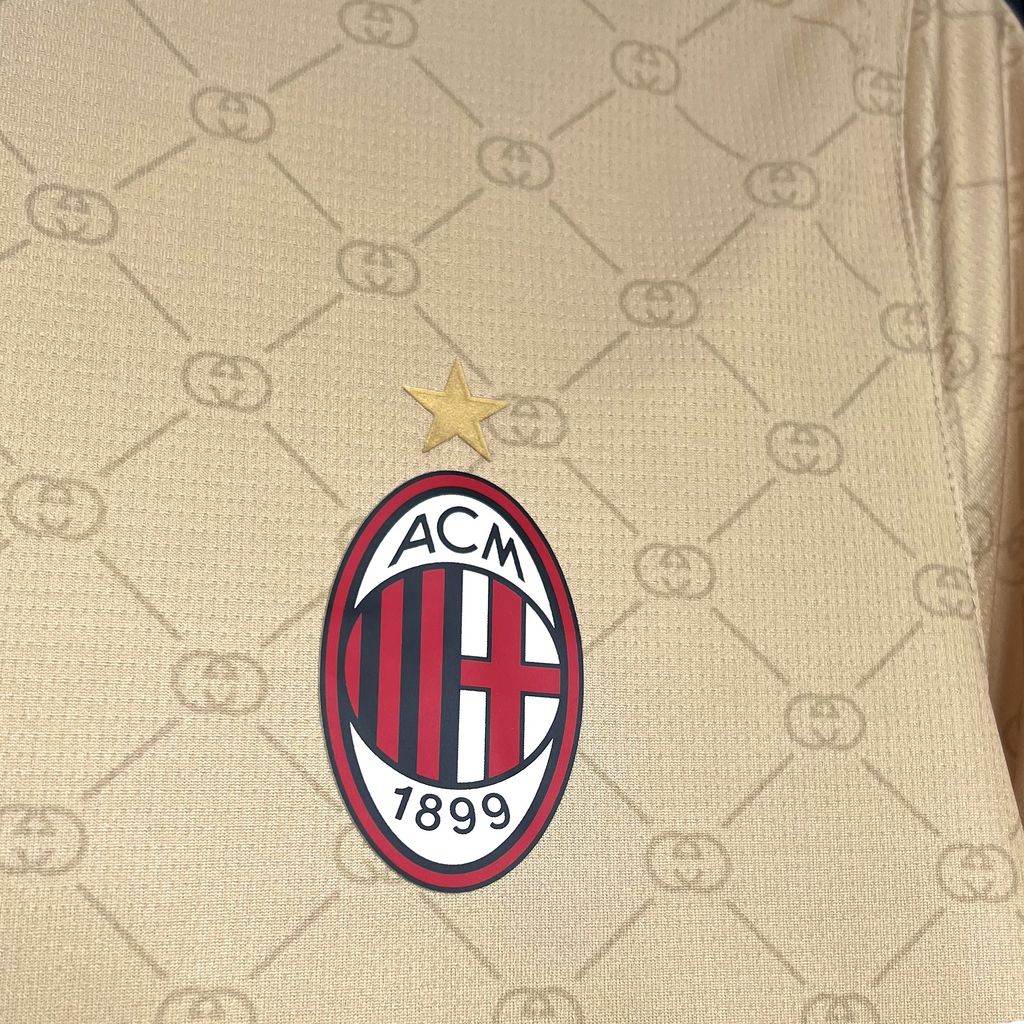 Camisa AC Milan Edição Especial Gucci 24/25 - Versão Torcedor