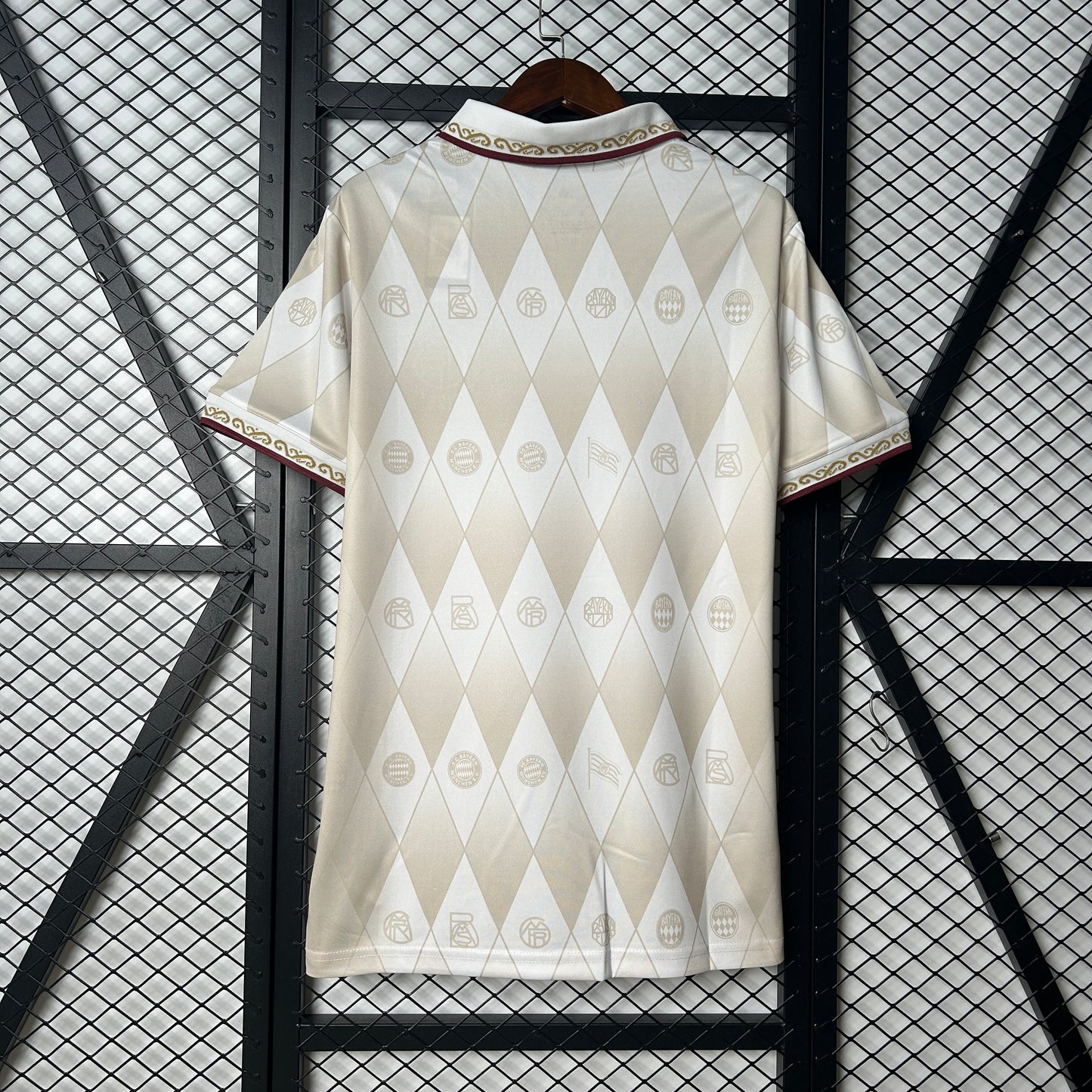 Camisa Bayern Munich Edição Especial 25/26 -  Versão Torcedor