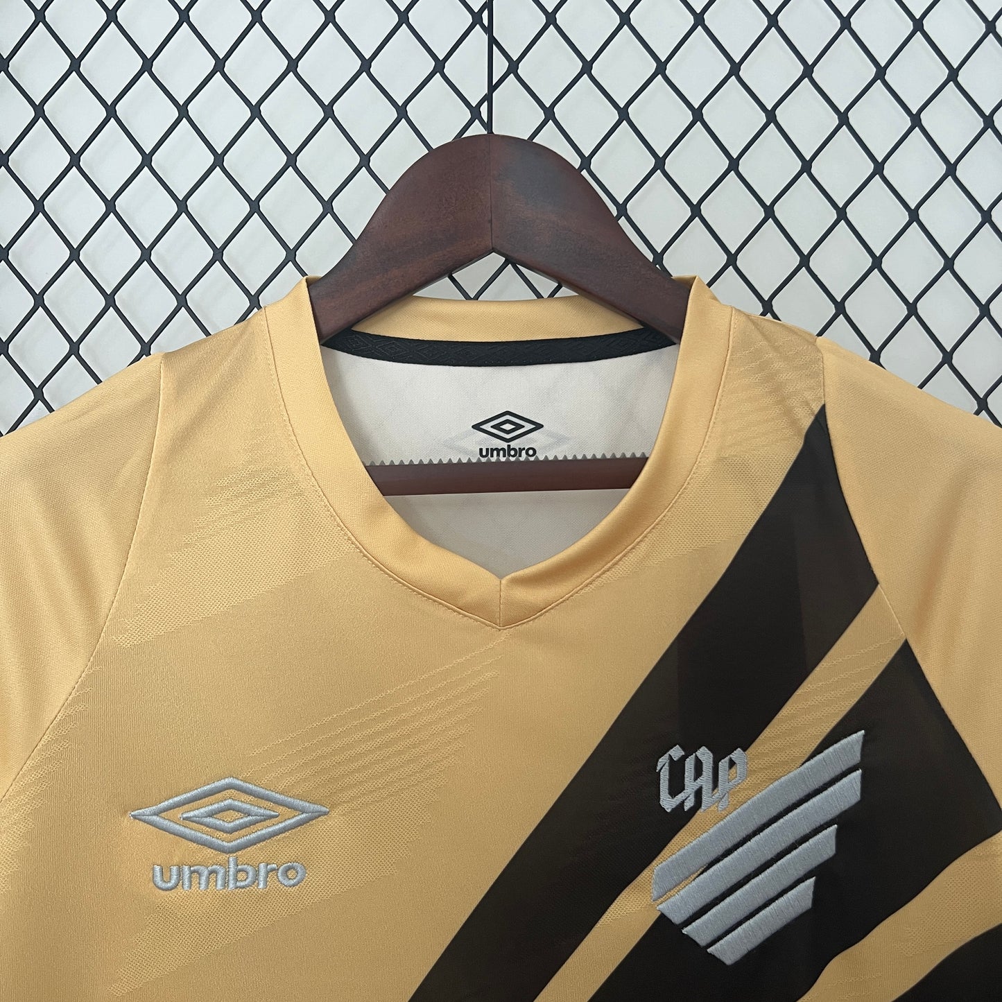 Camisa Athletico Paranaense Reserva 24/25 - Versão Torcedor