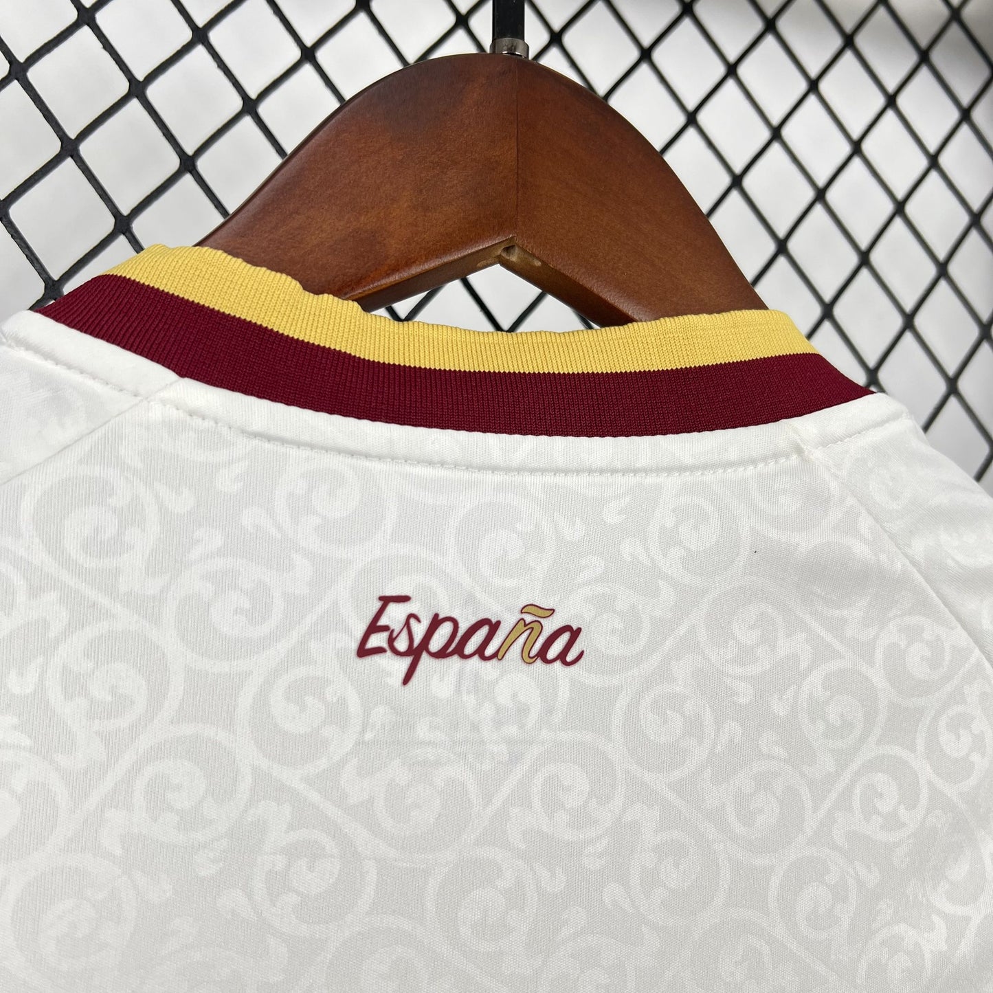 NOVA Camisa Espanha Reserva 26/27 - Versão Feminina