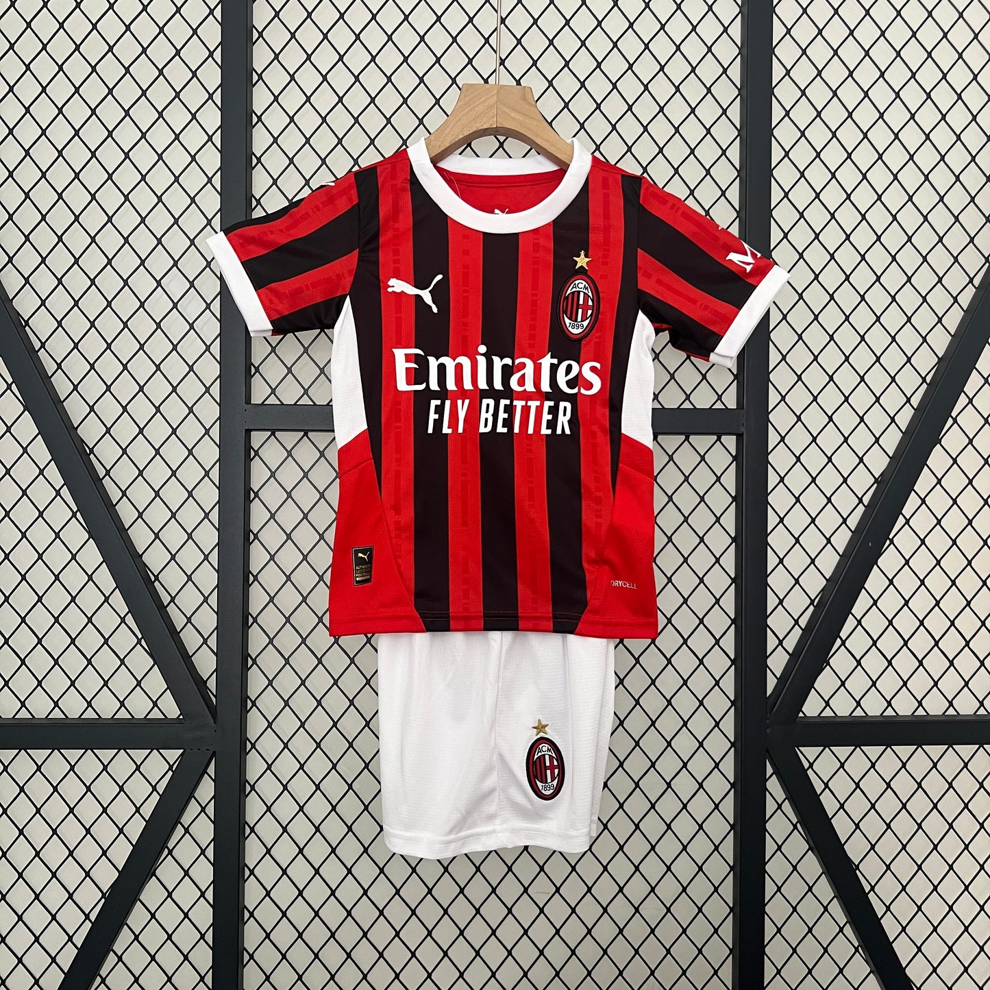 Kit Infantil Milan Titular 24/25