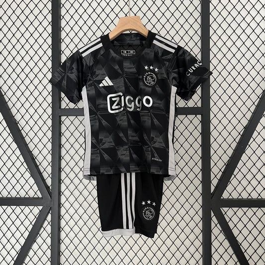 Kit Infantil Ajax 2 23/24