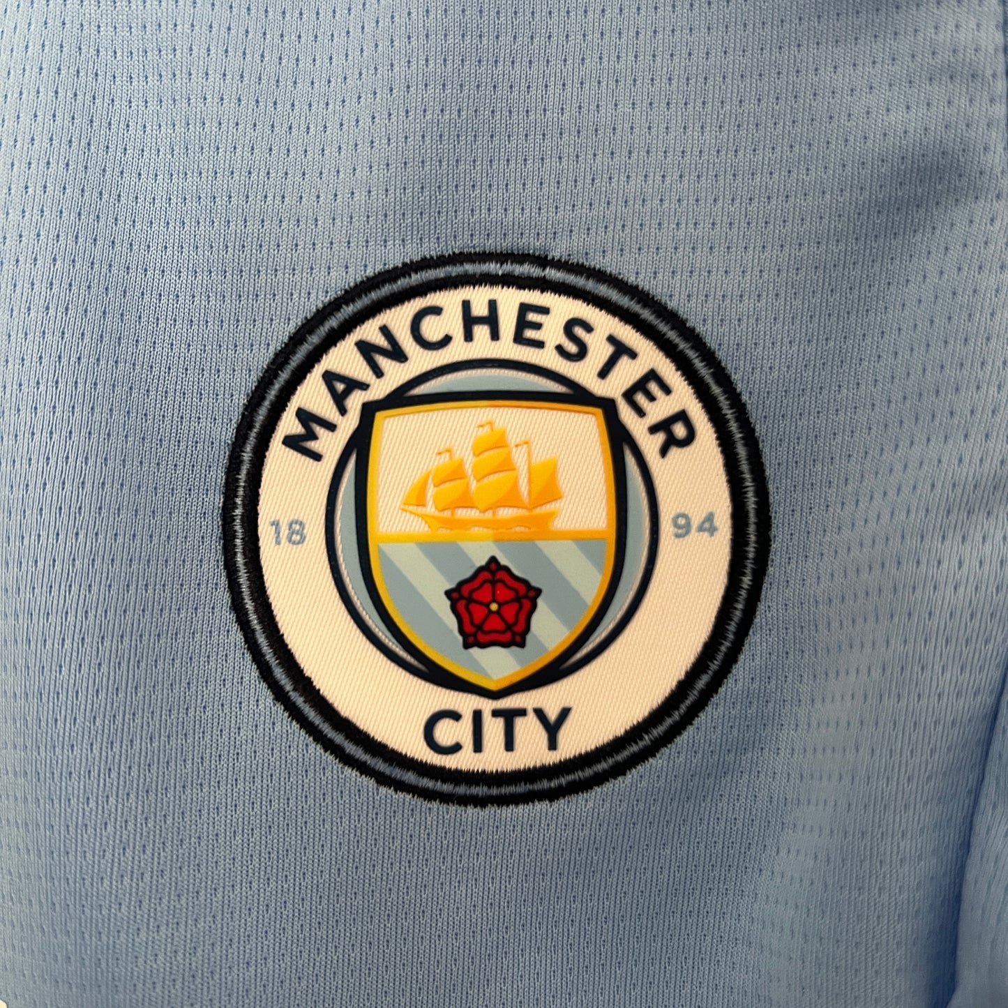 Kit Infantil Manchester City Titular 24/25