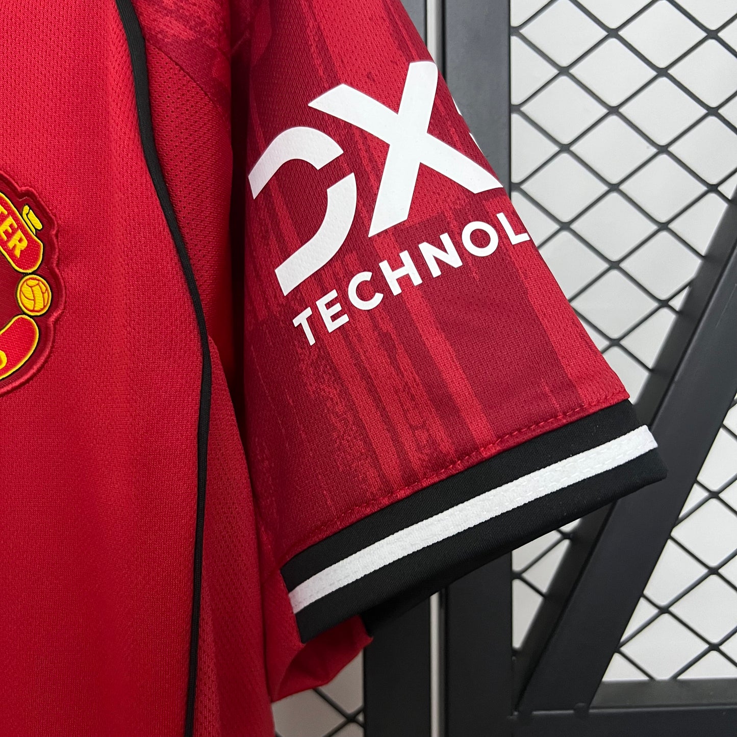 Camisa Manchester United Titular 25/26 - Versão Torcedor
