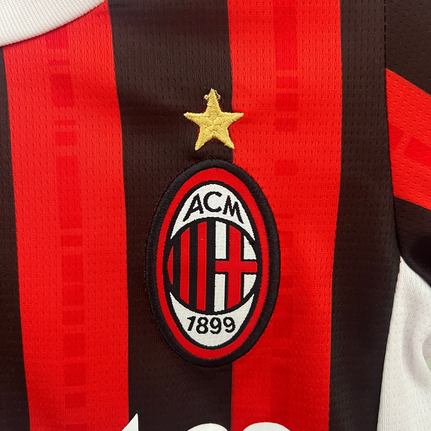 Kit Infantil Milan Titular 24/25
