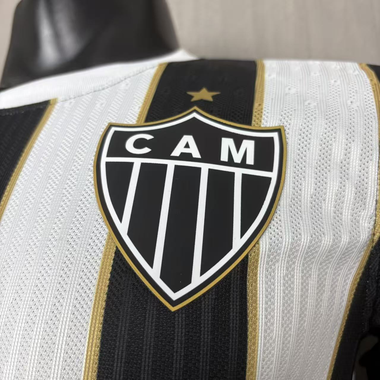 Camisa Atlético Mineiro Titular 26/27 - Versão Jogador