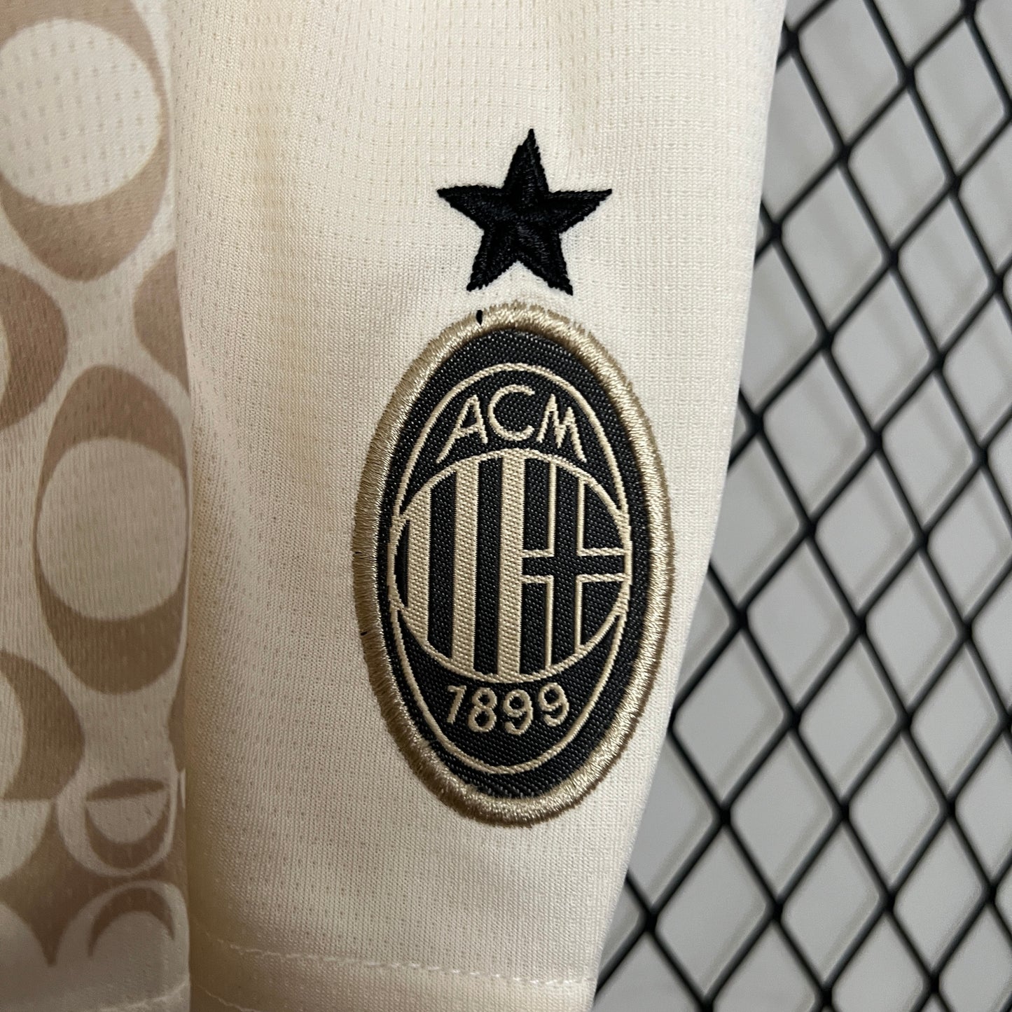 Kit Infantil Milan edição especial 24/25