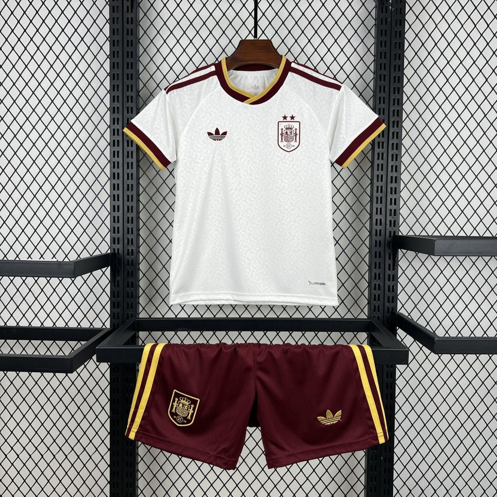 NOVO Kit Infantil Espanha Reserva - 27/27