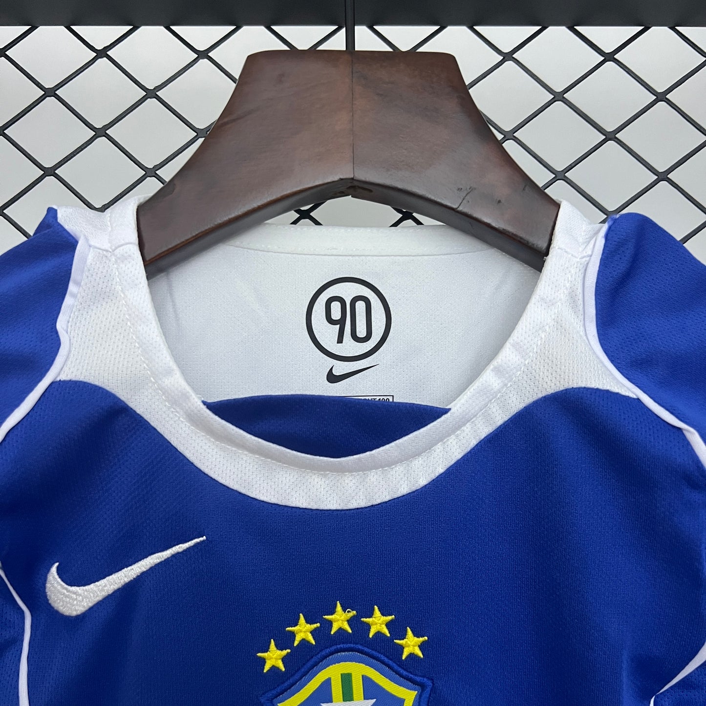 Kit Infantil Seleção Reserva 2004 - Versão retro